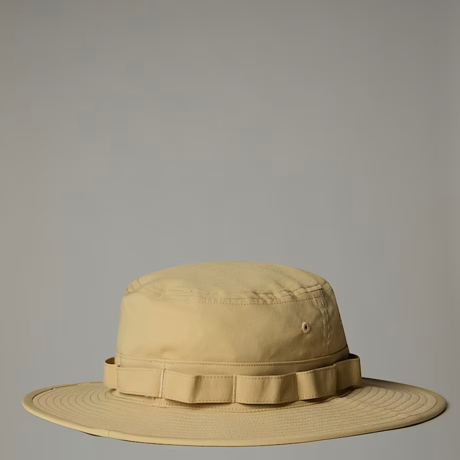 Chapeau Class V