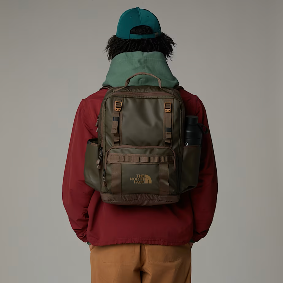 BASE CAMP DAYPACK New Taupe