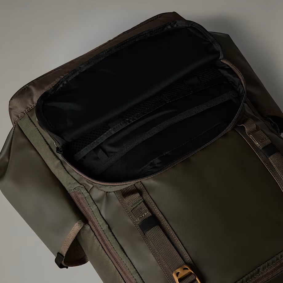 BASE CAMP DAYPACK New Taupe