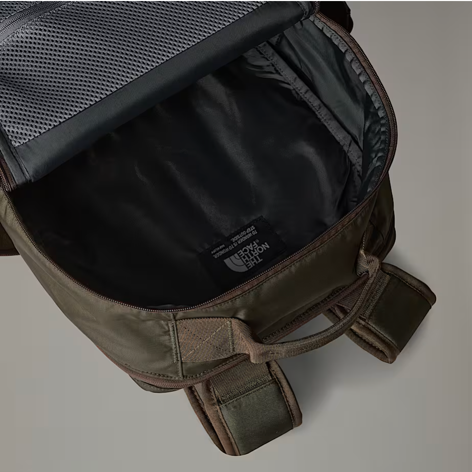 BASE CAMP DAYPACK New Taupe