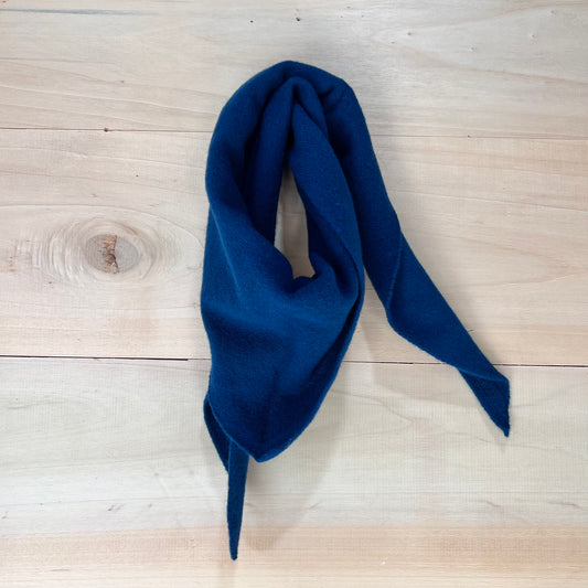 Sophie Scarf Laine