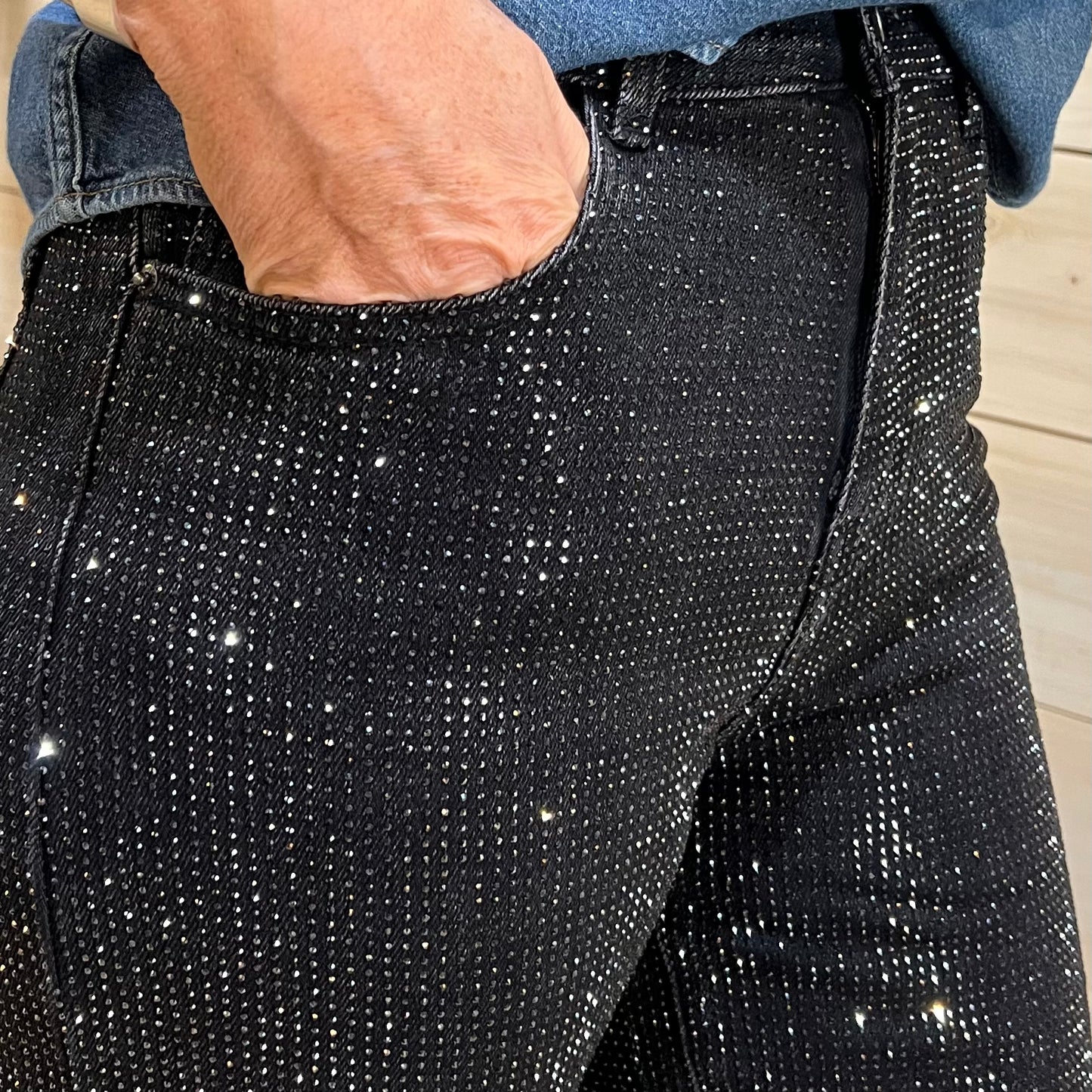 Denim noir qui brille