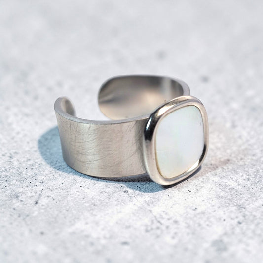 Bague carré blanc