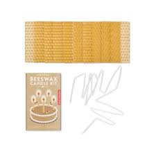 Maison Bonheur Kikkerland - Natural Beeswax Candle Kit